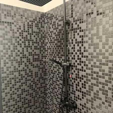 Remolari 20-piazza Mazzini View Daire