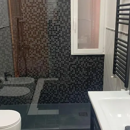 Remolari 20-piazza Mazzini View