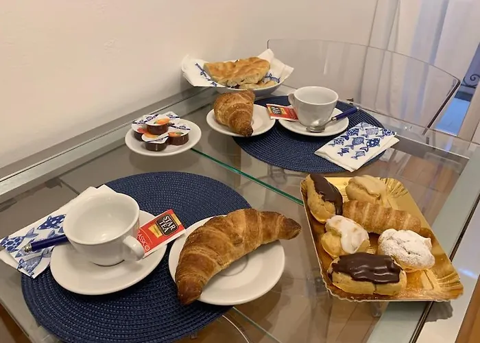 Remolari 20-piazza Mazzini View *