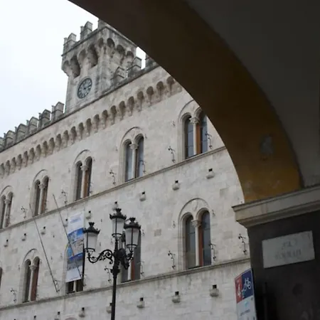 Lejlighed Remolari 20-piazza Mazzini View *